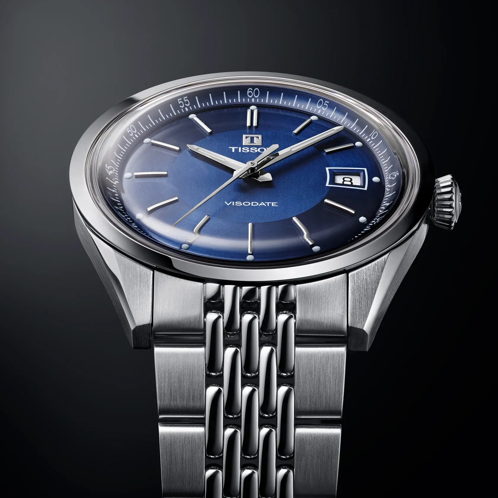 Tissot Heritage Visodate Herrenuhr mit dunkelblauem Zifferblatt, Datumsanzeige und Edelstahl-Gliederarmband