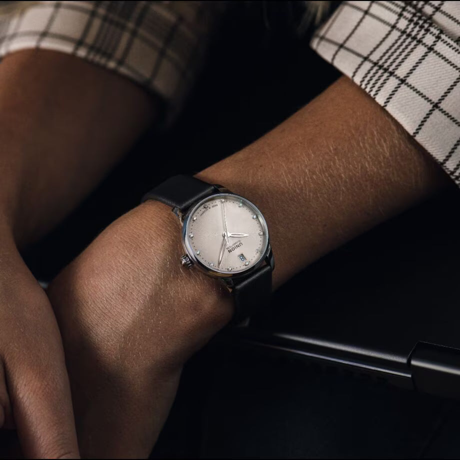 Union Glashütte Damenuhr getragen